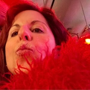 Hi! I’m Dawn! I love unique styles that bring out my sassy personality.